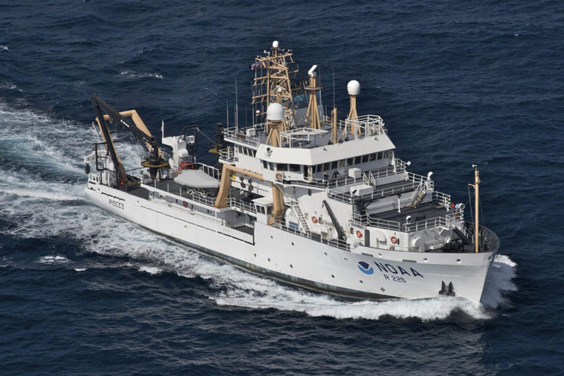 NOAA Ship Pisces underway.